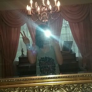 Meet your Posher, Meagan